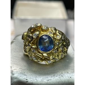 18k huge men’s gold ring with sapphire and diamonds